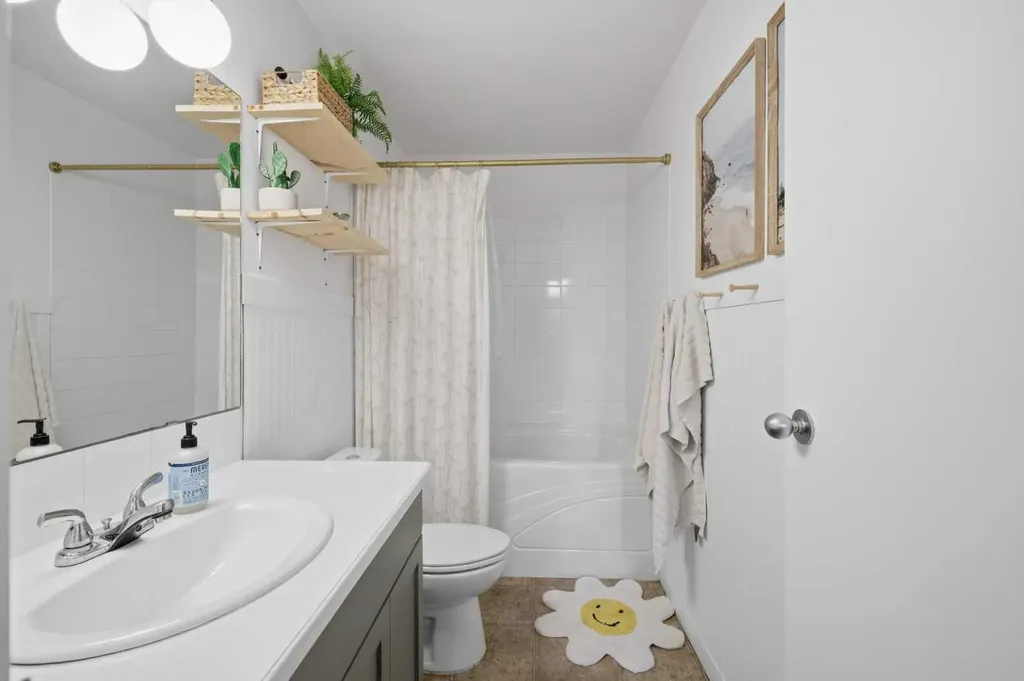 4929 Westbrooke Road Blackfalds AB T4M 0L1