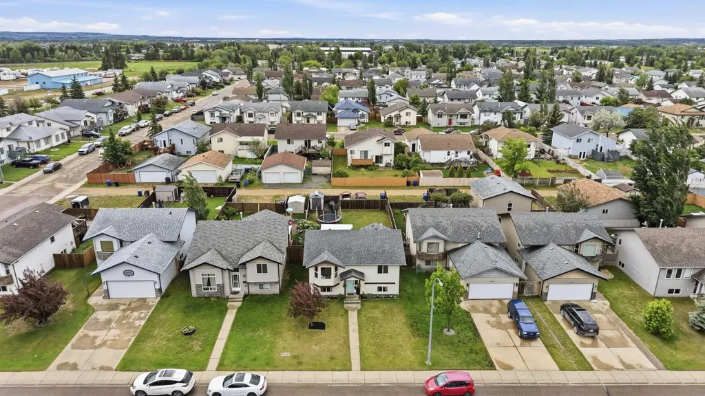 4929 Westbrooke Road Blackfalds AB T4M 0L1