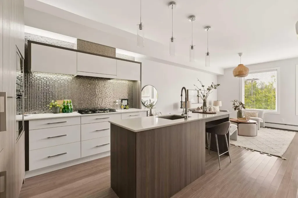 119 19 Street NW Calgary AB T2N 2S7