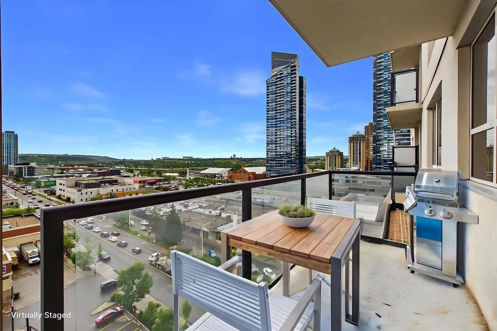 1053 10 Street SW Calgary AB T2R 1S6
