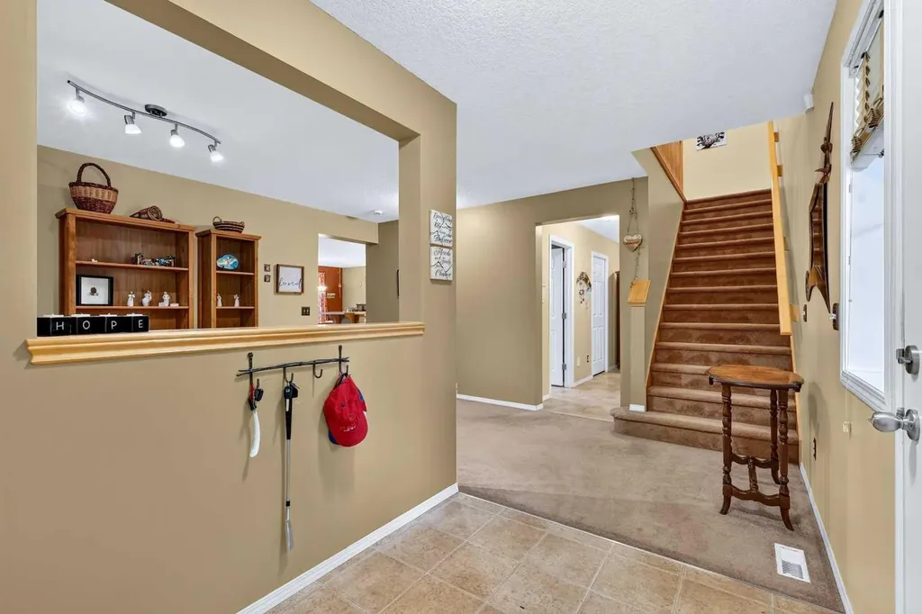 14 Evergreen Common SW Calgary AB T2Y 4N8