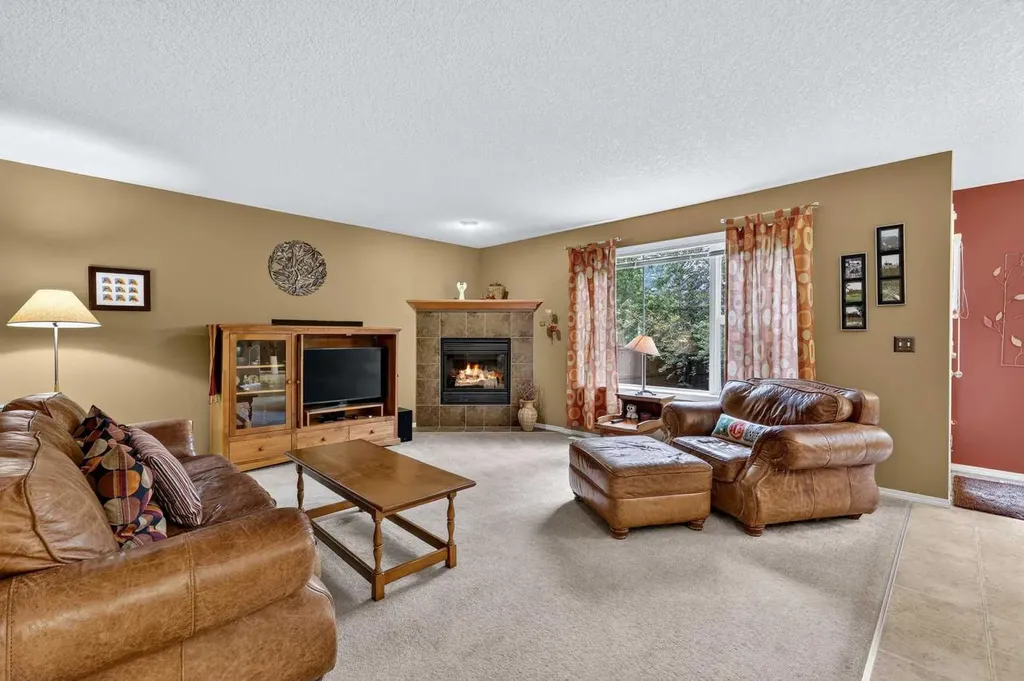 14 Evergreen Common SW Calgary AB T2Y 4N8