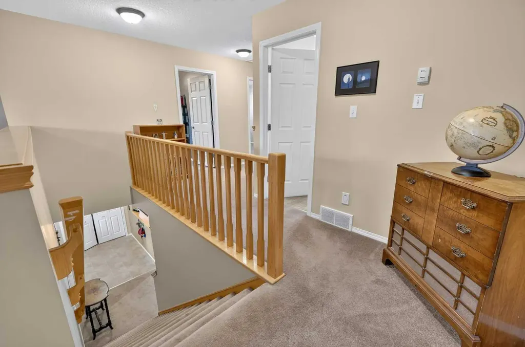 14 Evergreen Common SW Calgary AB T2Y 4N8