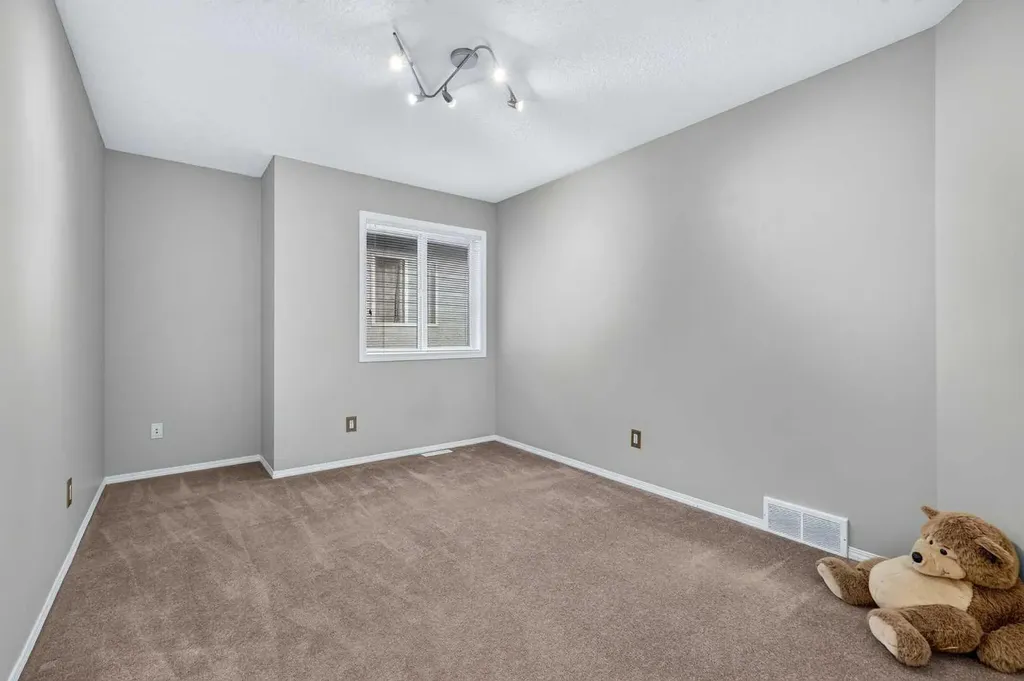 14 Evergreen Common SW Calgary AB T2Y 4N8