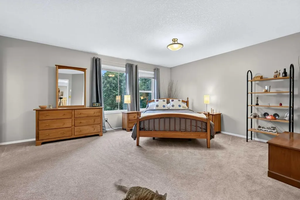 14 Evergreen Common SW Calgary AB T2Y 4N8