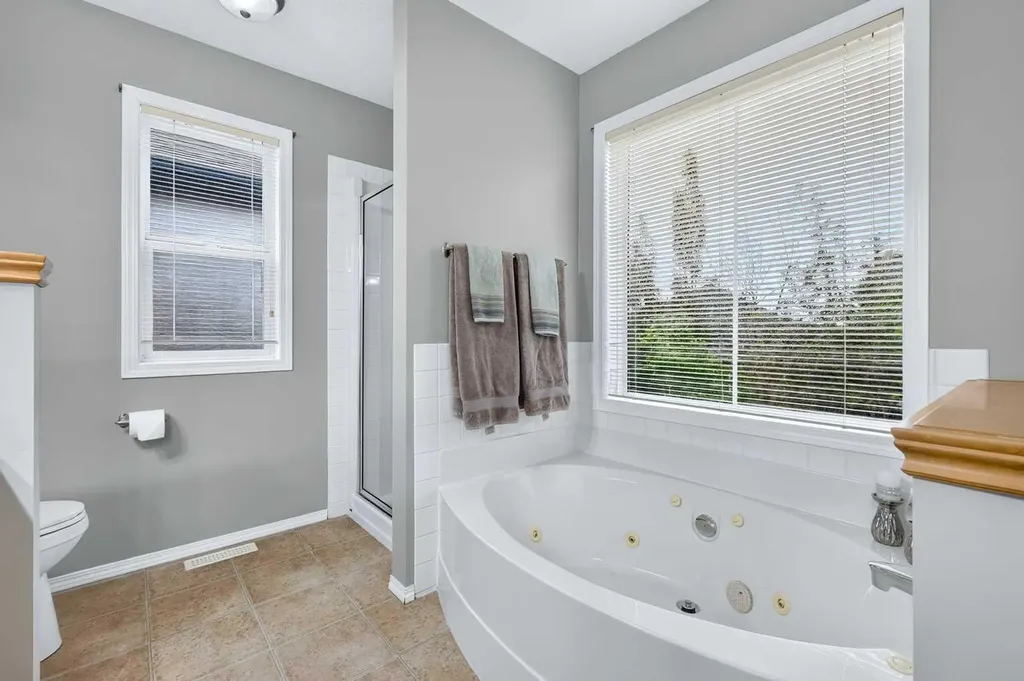 14 Evergreen Common SW Calgary AB T2Y 4N8