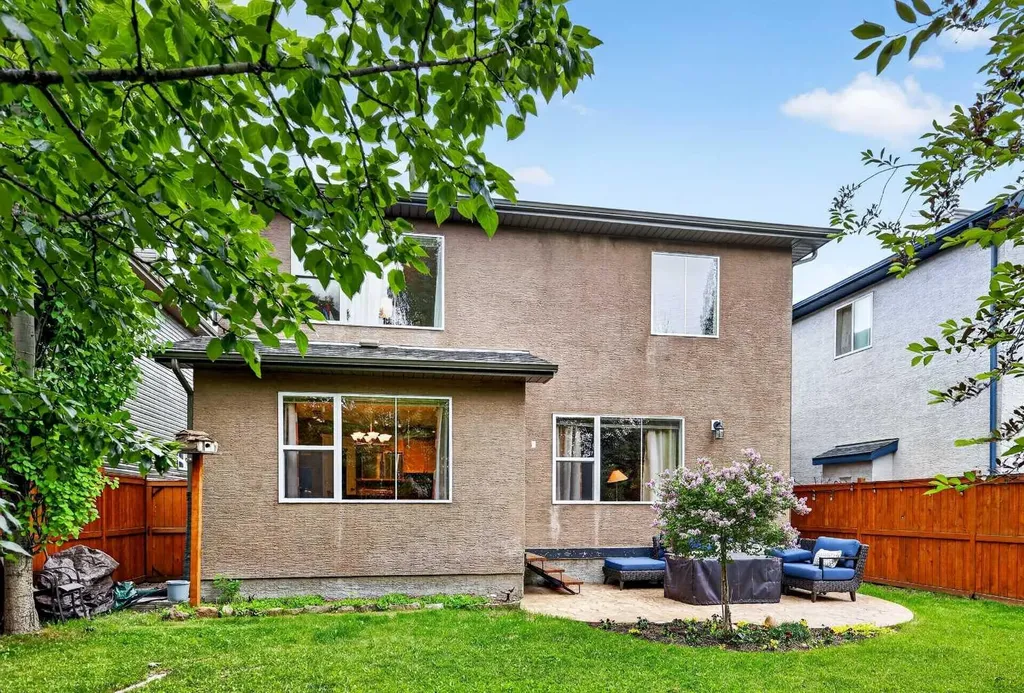 14 Evergreen Common SW Calgary AB T2Y 4N8