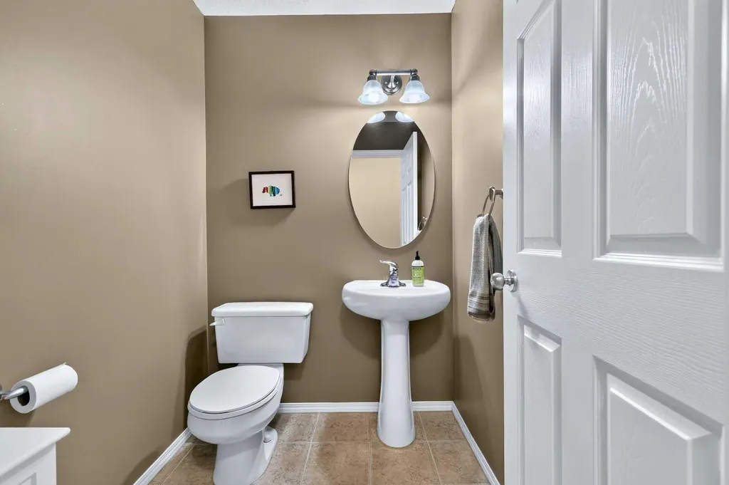 14 Evergreen Common SW Calgary AB T2Y 4N8