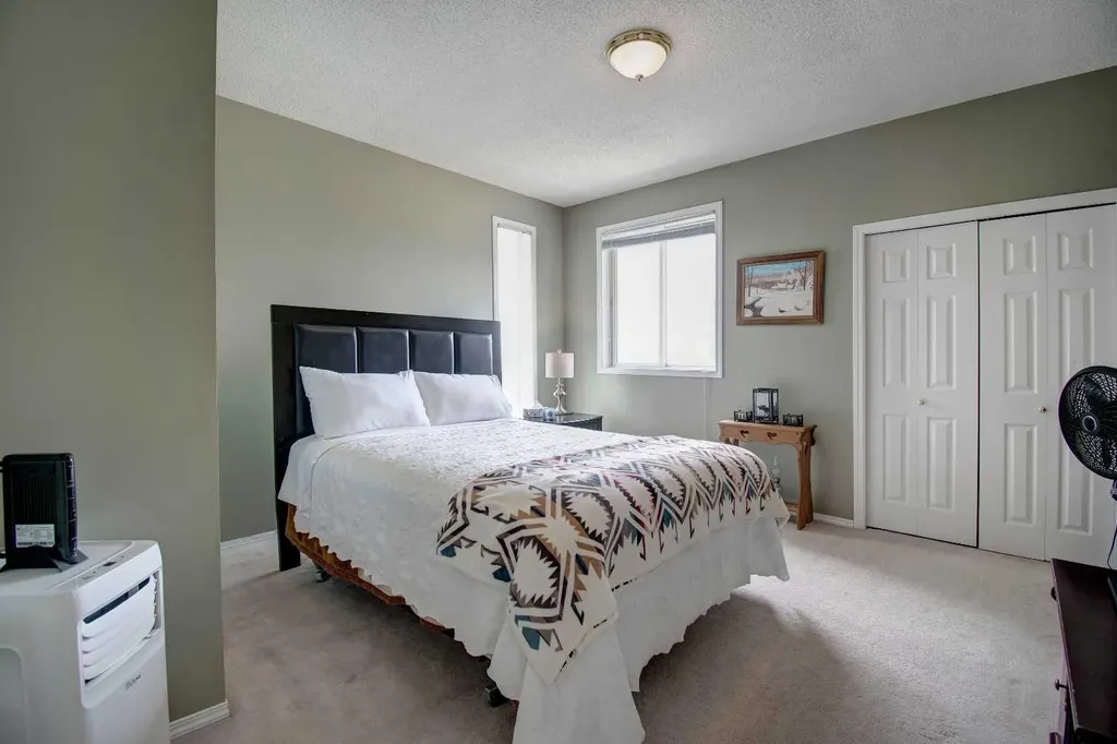 434 9 Street Beiseker AB T0M 0G0