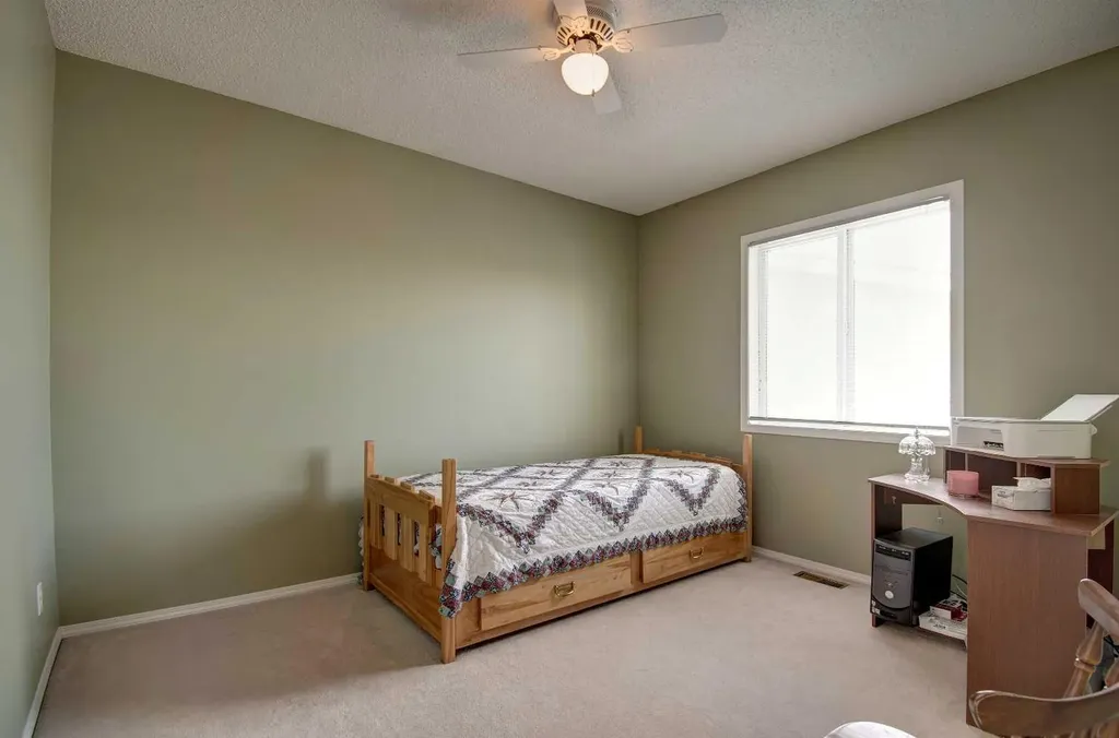 434 9 Street Beiseker AB T0M 0G0