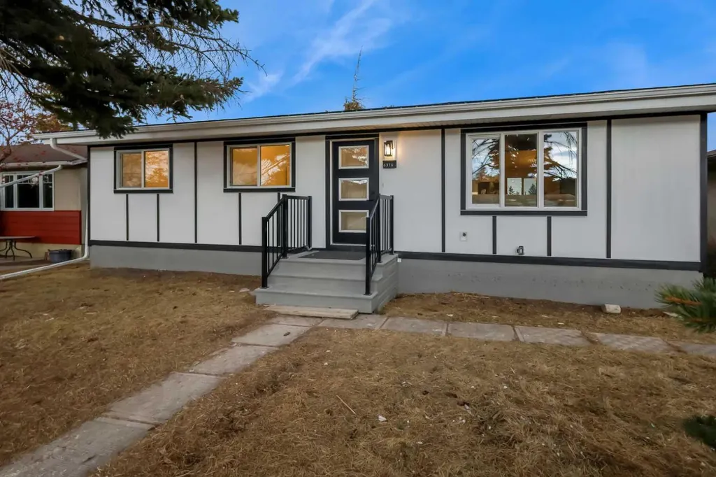6316 Travois Crescent NW Calgary AB T2K 3S7