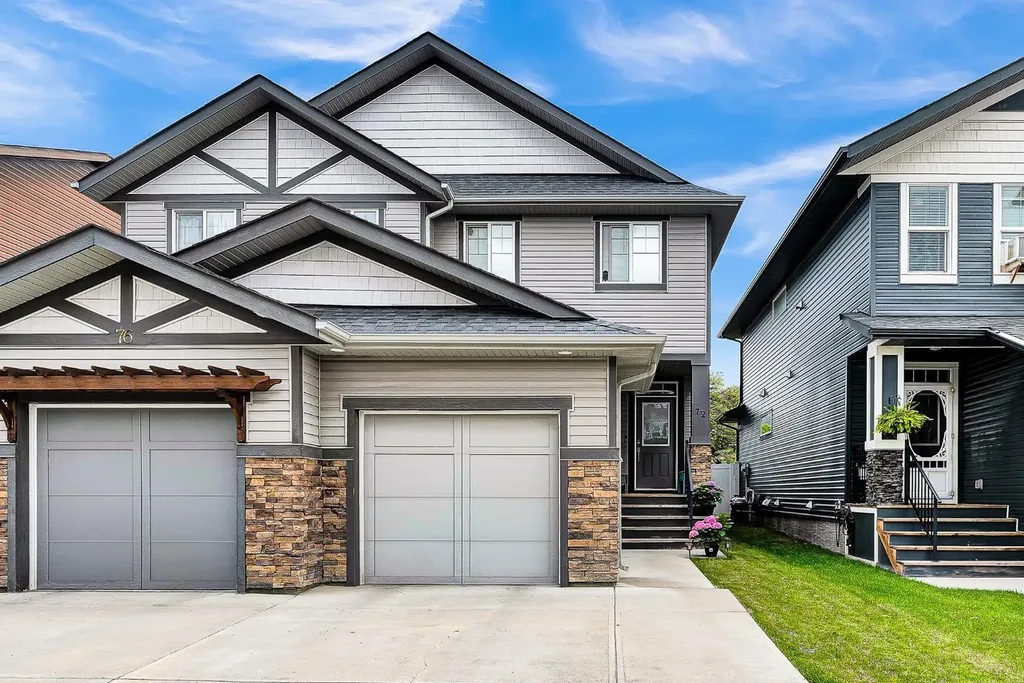 72 Legacy Mews SE Calgary AB T2X 0Y5