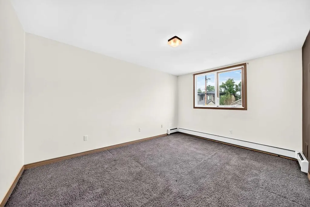 310 4 Avenue NE Calgary AB T2E0J3