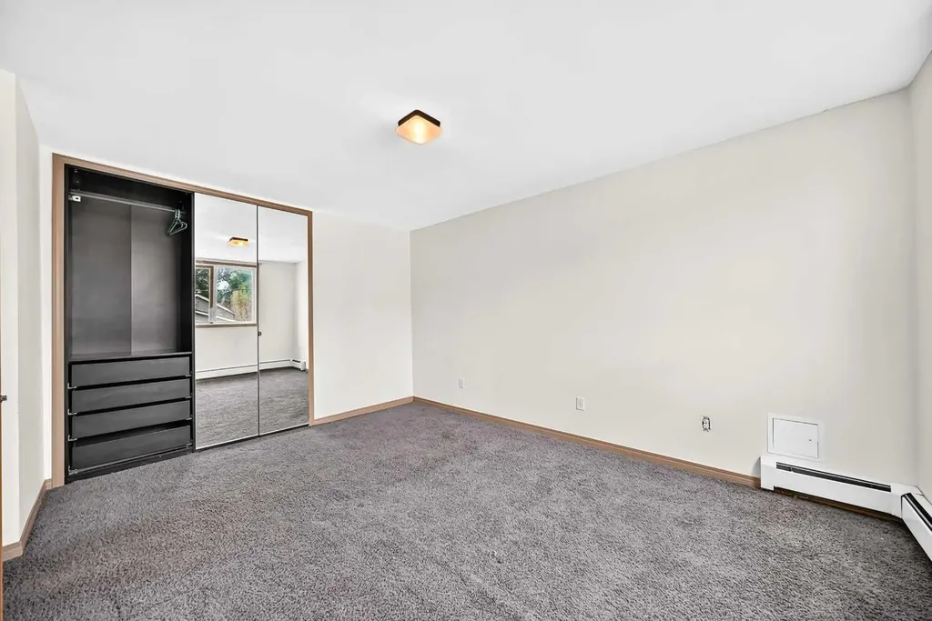 310 4 Avenue NE Calgary AB T2E0J3