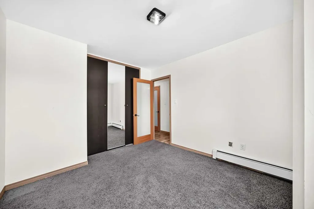 310 4 Avenue NE Calgary AB T2E0J3