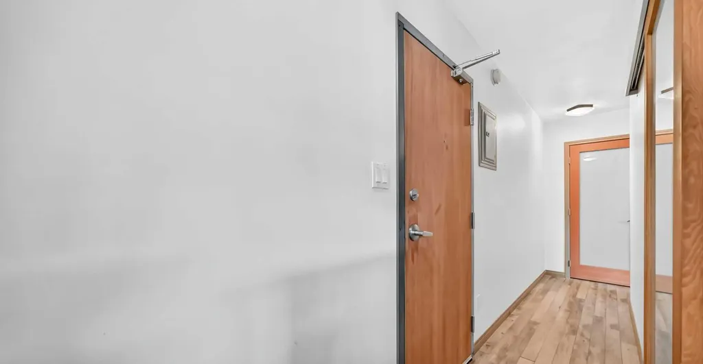 310 4 Avenue NE Calgary AB T2E0J3