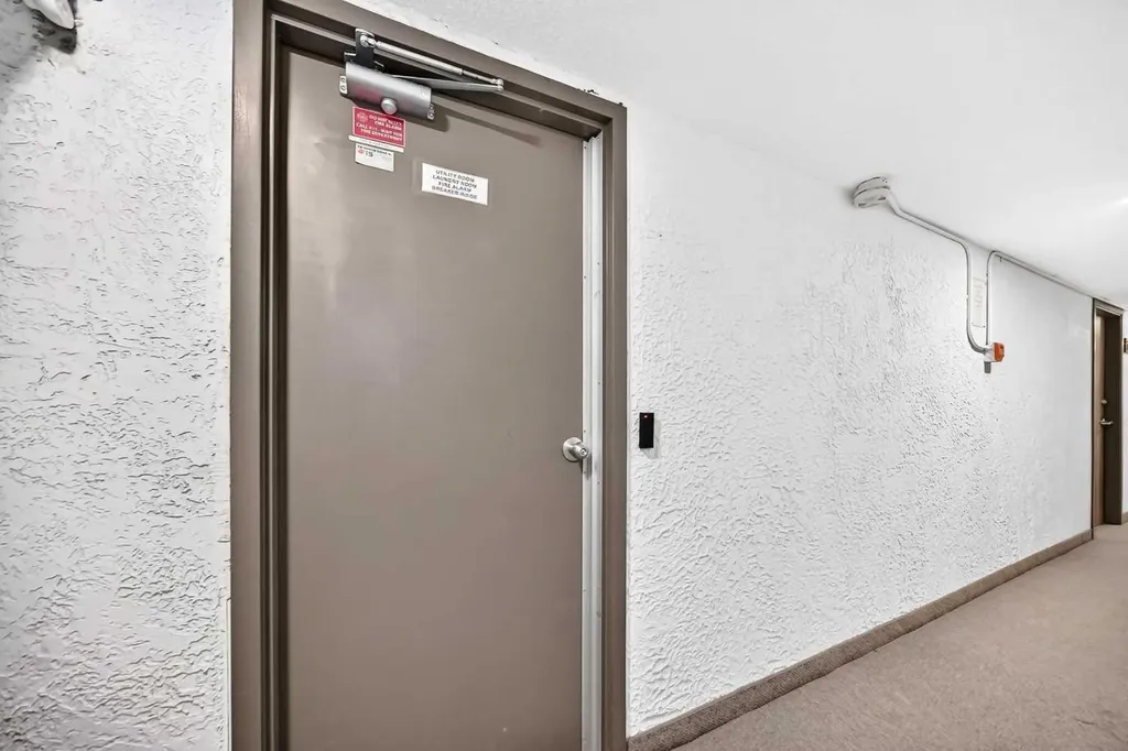 310 4 Avenue NE Calgary AB T2E0J3