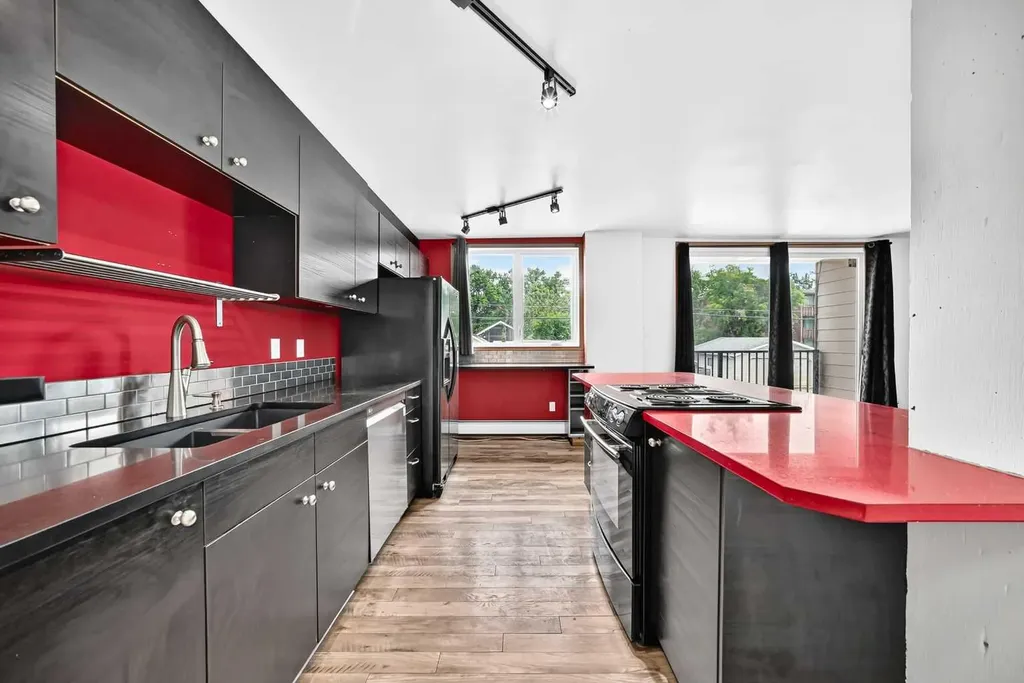 310 4 Avenue NE Calgary AB T2E0J3