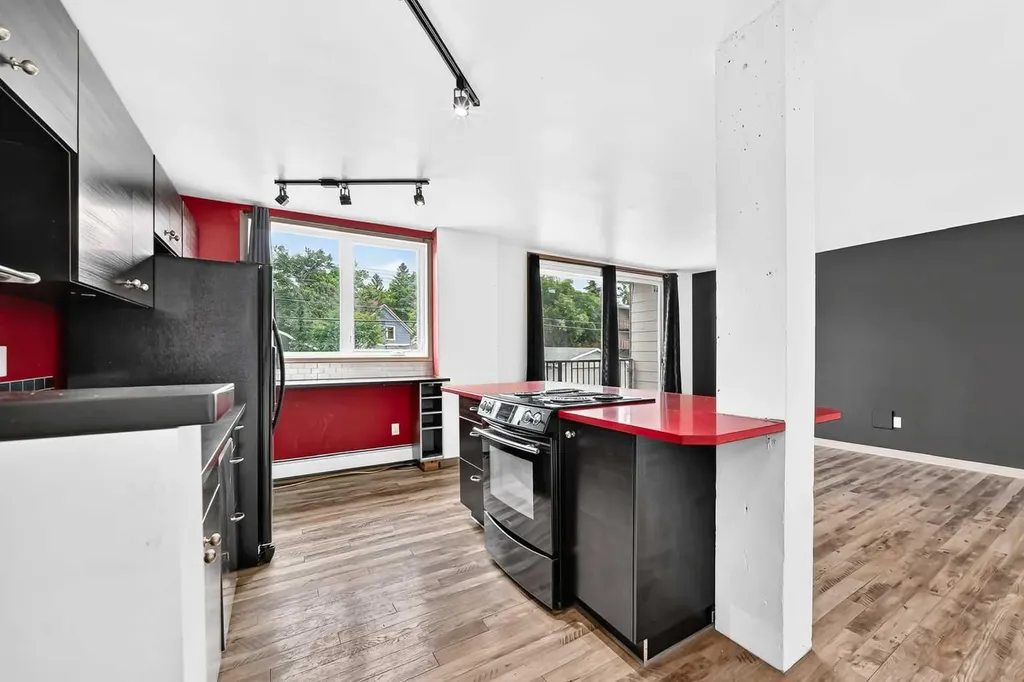 310 4 Avenue NE Calgary AB T2E0J3