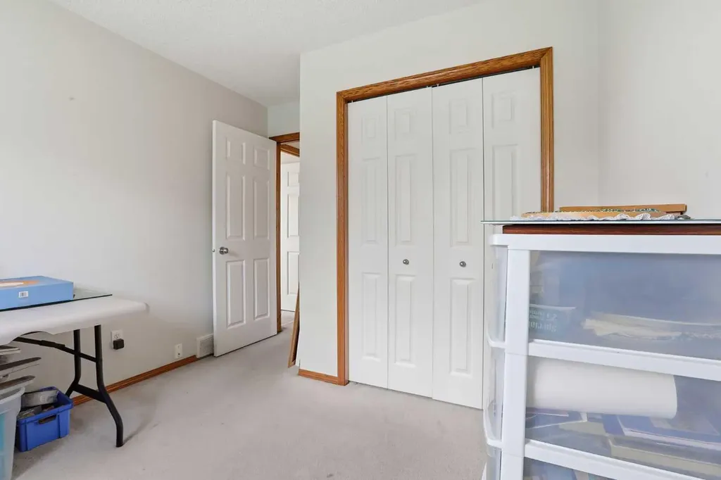 133 Taracove Place NE Calgary AB T3J 4R4
