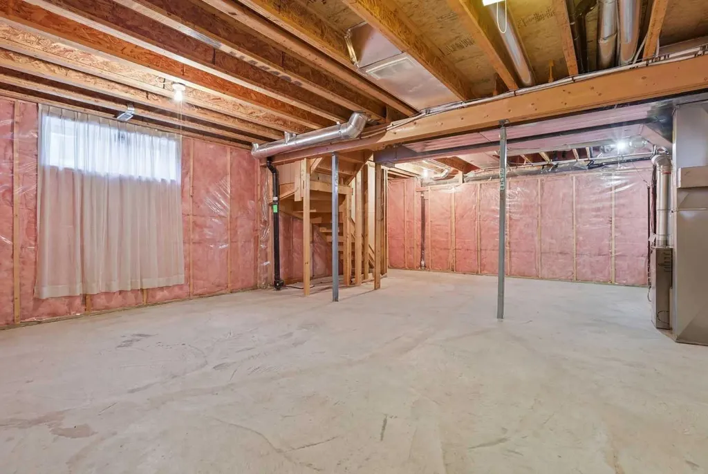 133 Taracove Place NE Calgary AB T3J 4R4