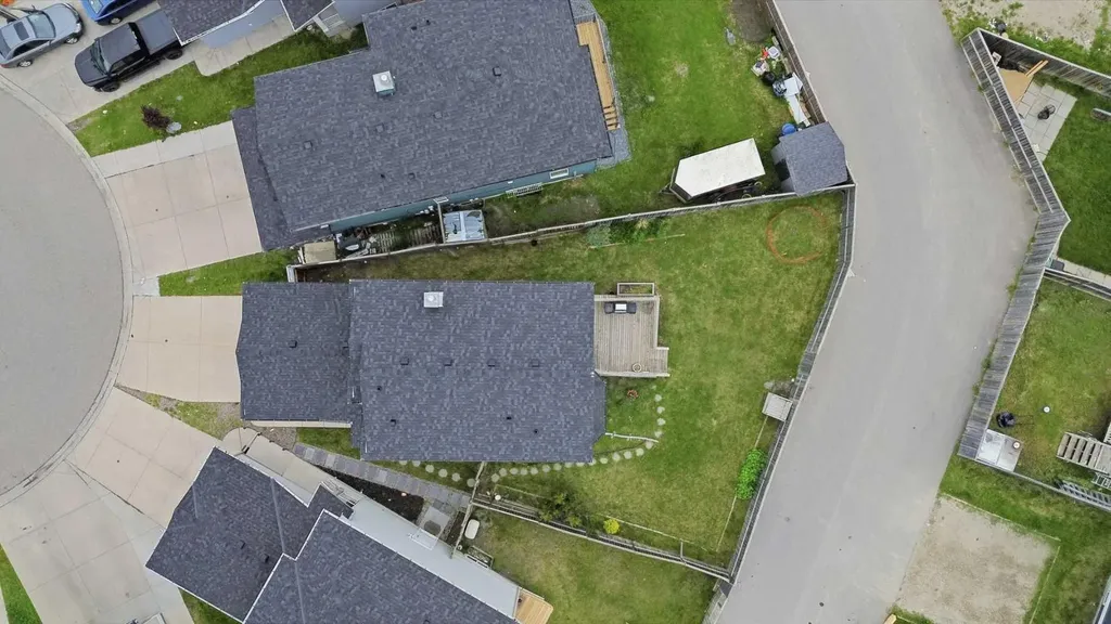 133 Taracove Place NE Calgary AB T3J 4R4