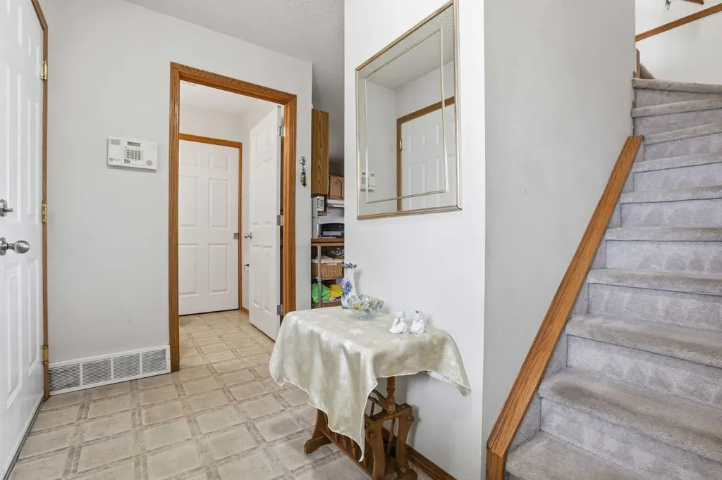 133 Taracove Place NE Calgary AB T3J 4R4
