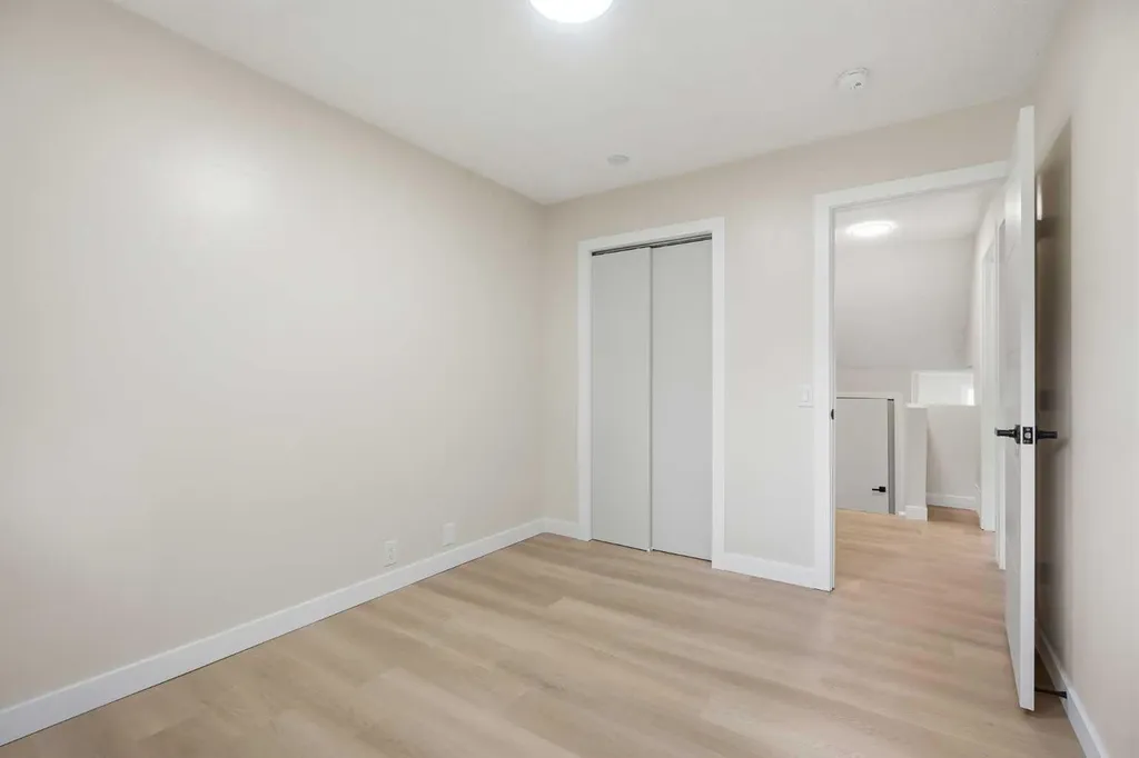 1060 Ranchview Road NW Calgary AB T3G 1R9