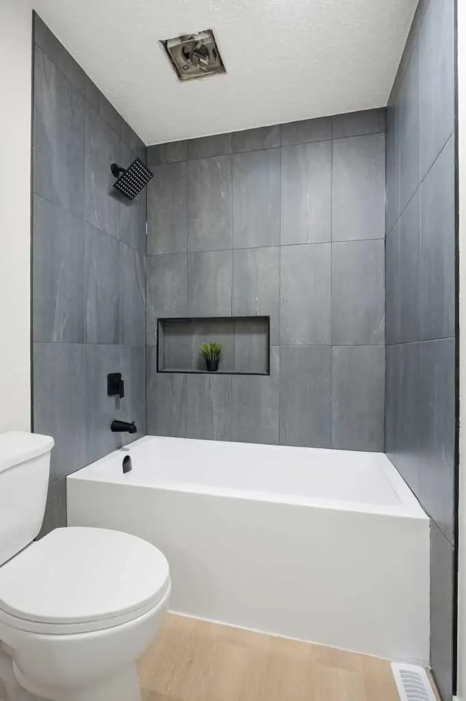 1060 Ranchview Road NW Calgary AB T3G 1R9