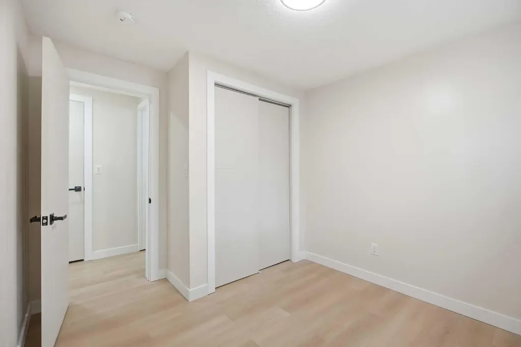 1060 Ranchview Road NW Calgary AB T3G 1R9