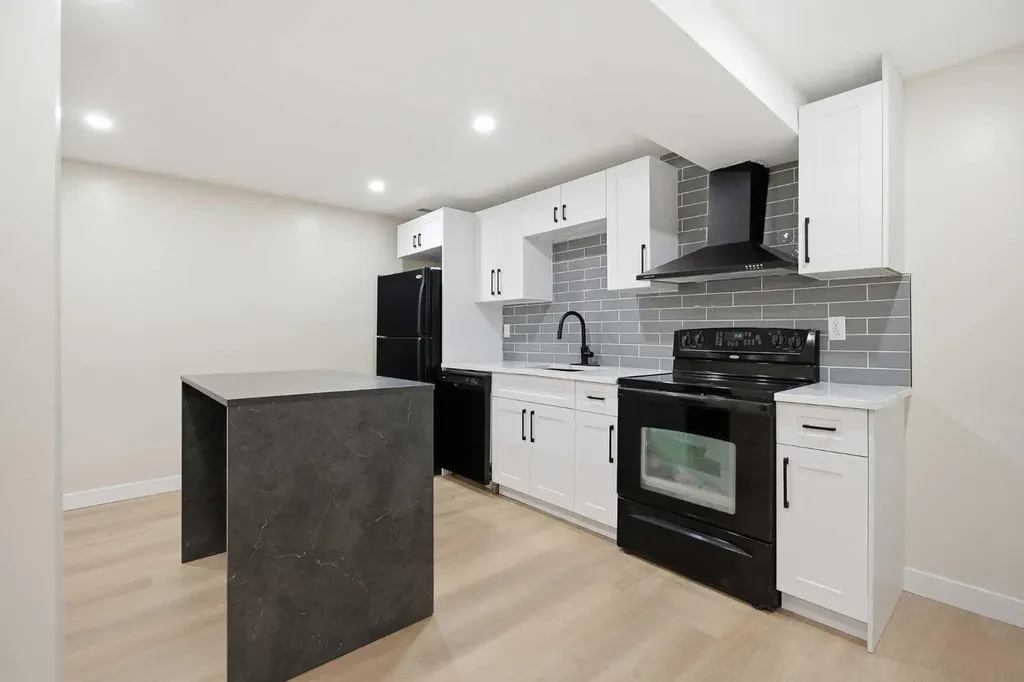 1060 Ranchview Road NW Calgary AB T3G 1R9