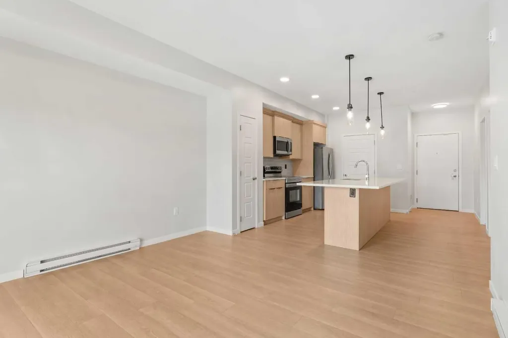 19489 Main Street SE Calgary AB T3M3J3