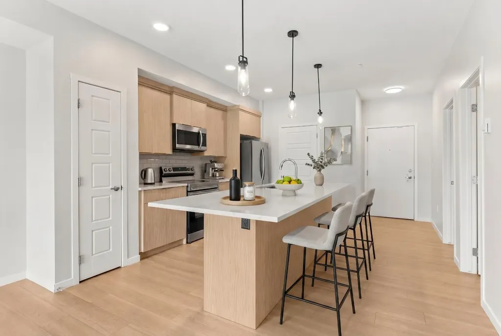 19489 Main Street SE Calgary AB T3M3J3