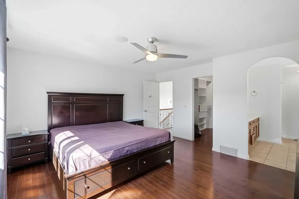 127 Hampstead Road NW Calgary AB T3A6G5