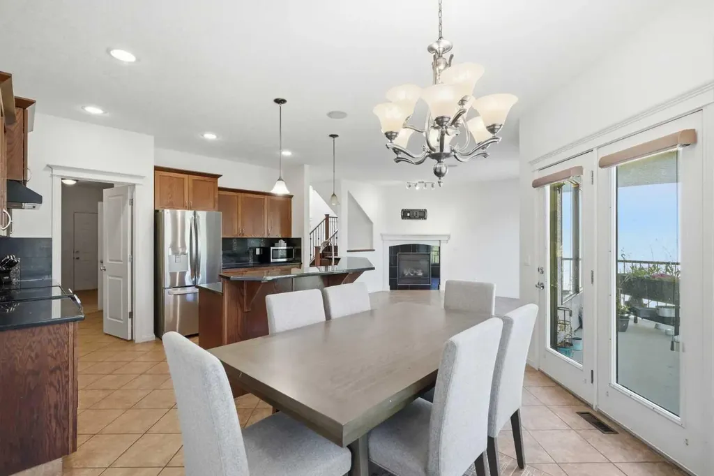 127 Hampstead Road NW Calgary AB T3A6G5