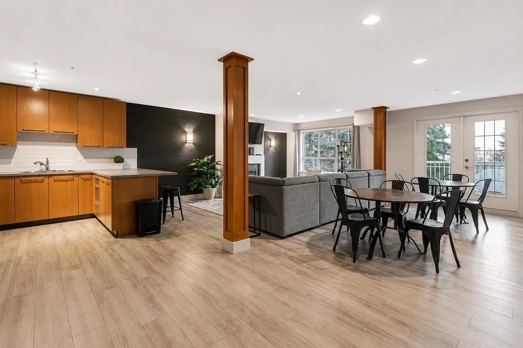 35 Richard Court SW Calgary AB T3E 7N9