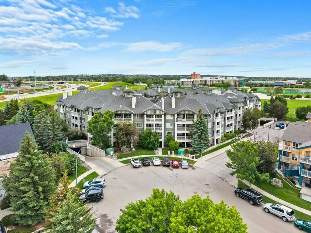 35 Richard Court SW Calgary AB T3E 7N9