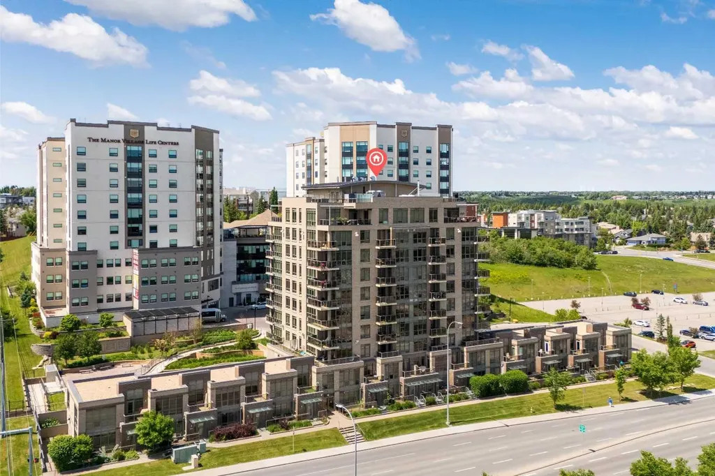 10 Shawnee Hill SW Calgary AB T2Y 0K5