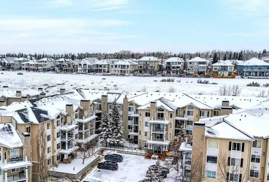 369 Rocky Vista Park NW Calgary AB T2R 0V5