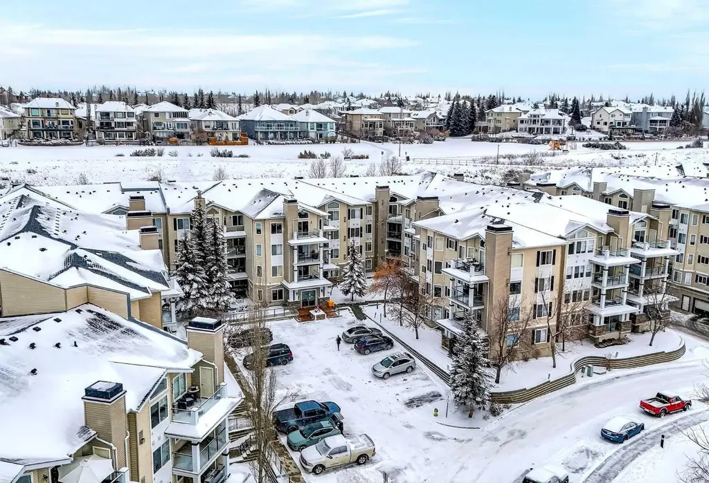 369 Rocky Vista Park NW Calgary AB T2R 0V5