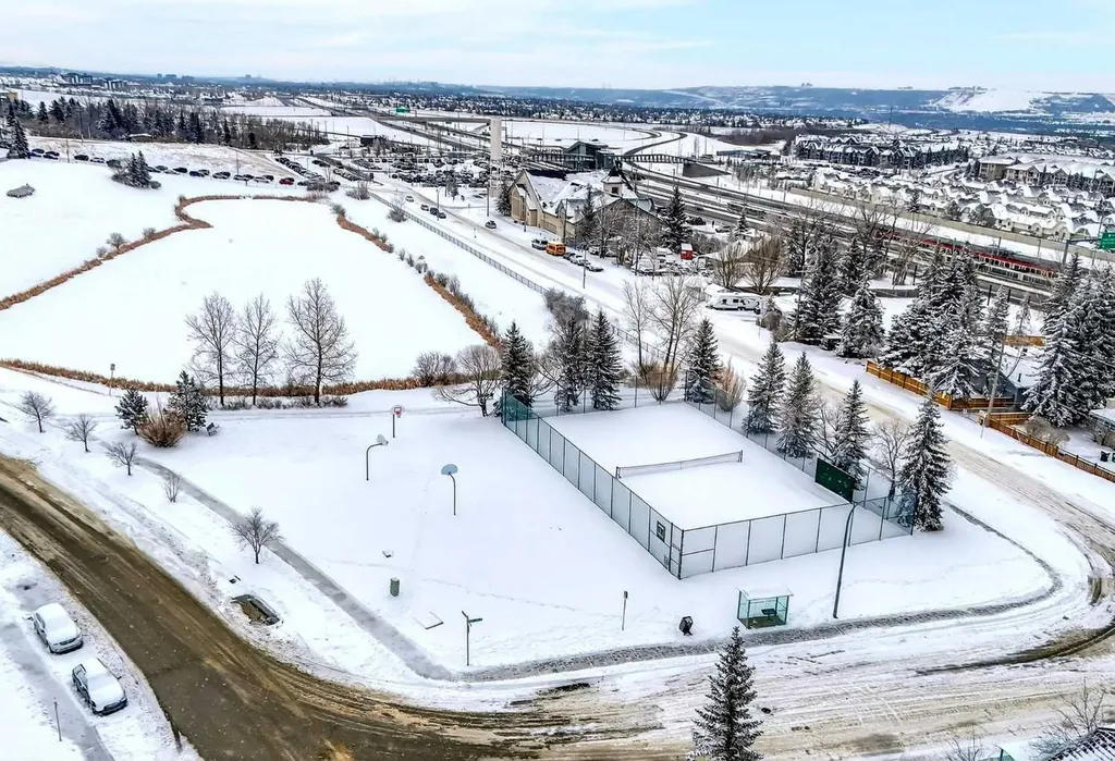 369 Rocky Vista Park NW Calgary AB T2R 0V5
