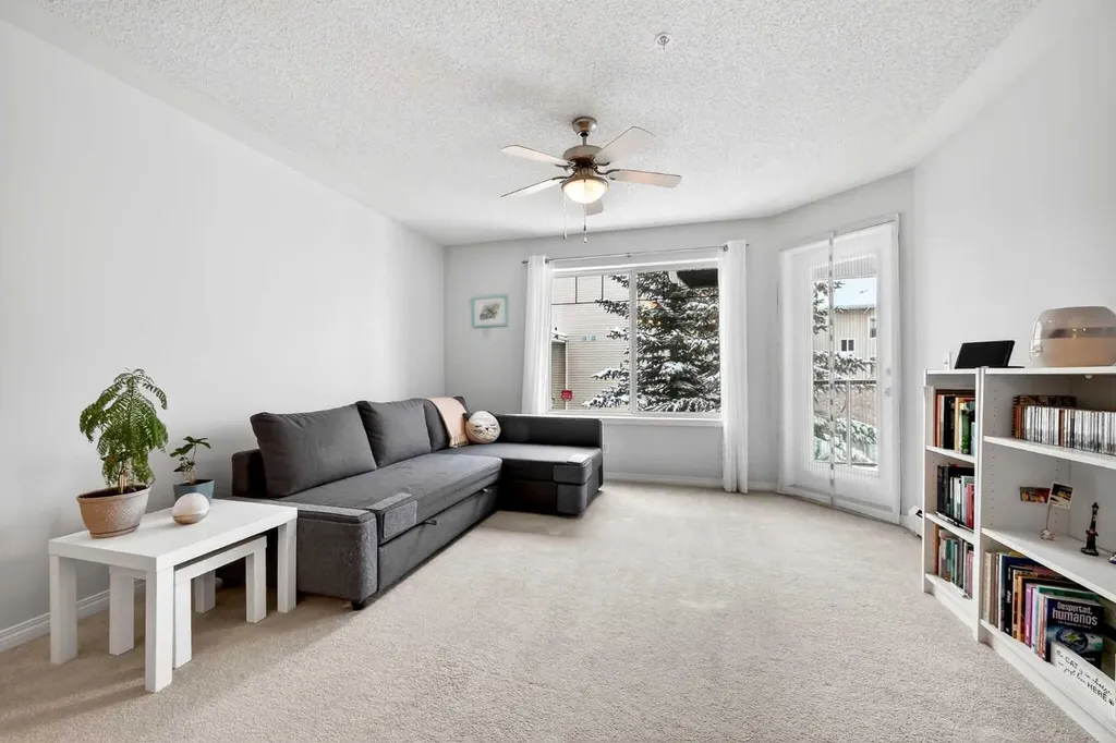 369 Rocky Vista Park NW Calgary AB T2R 0V5