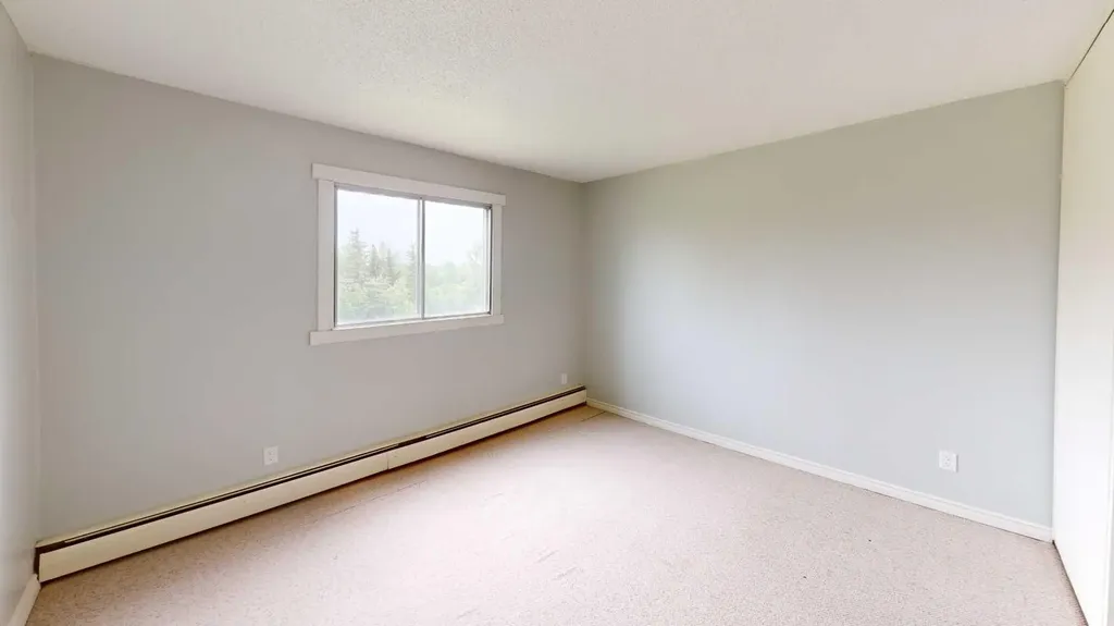 10505 103 Street Grande Prairie AB T8V3N5