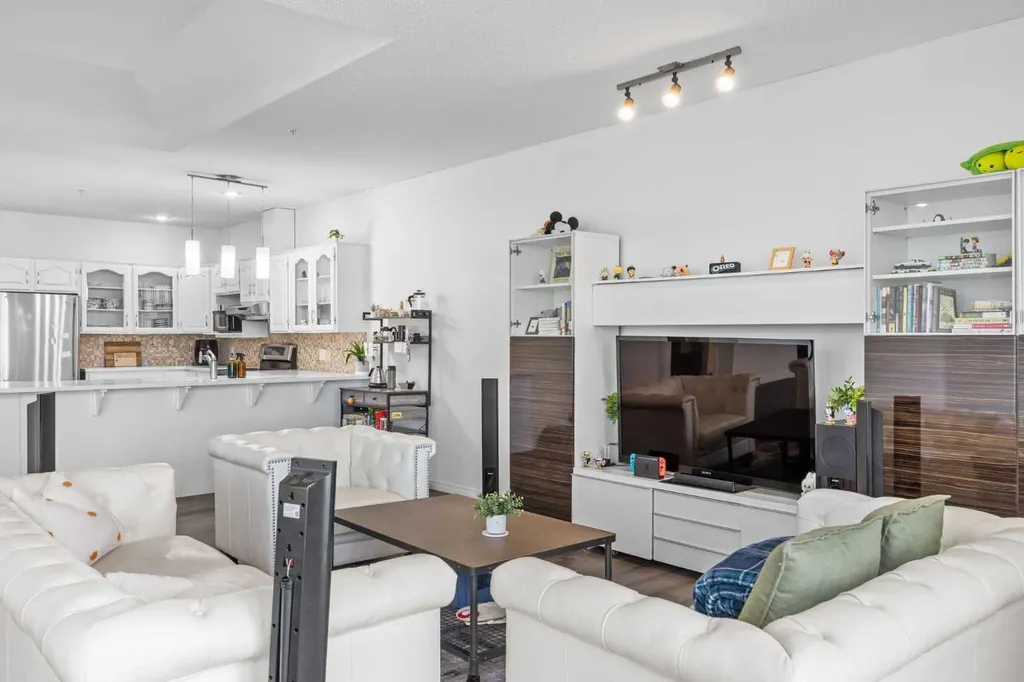 103 10 Avenue NW Calgary AB T2M 0B4