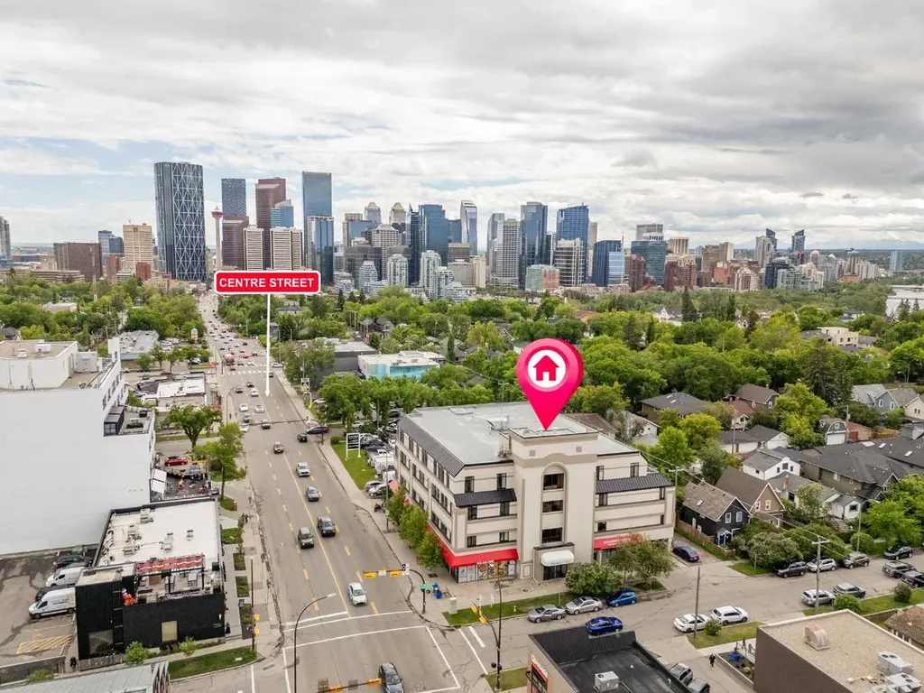 103 10 Avenue NW Calgary AB T2M 0B4