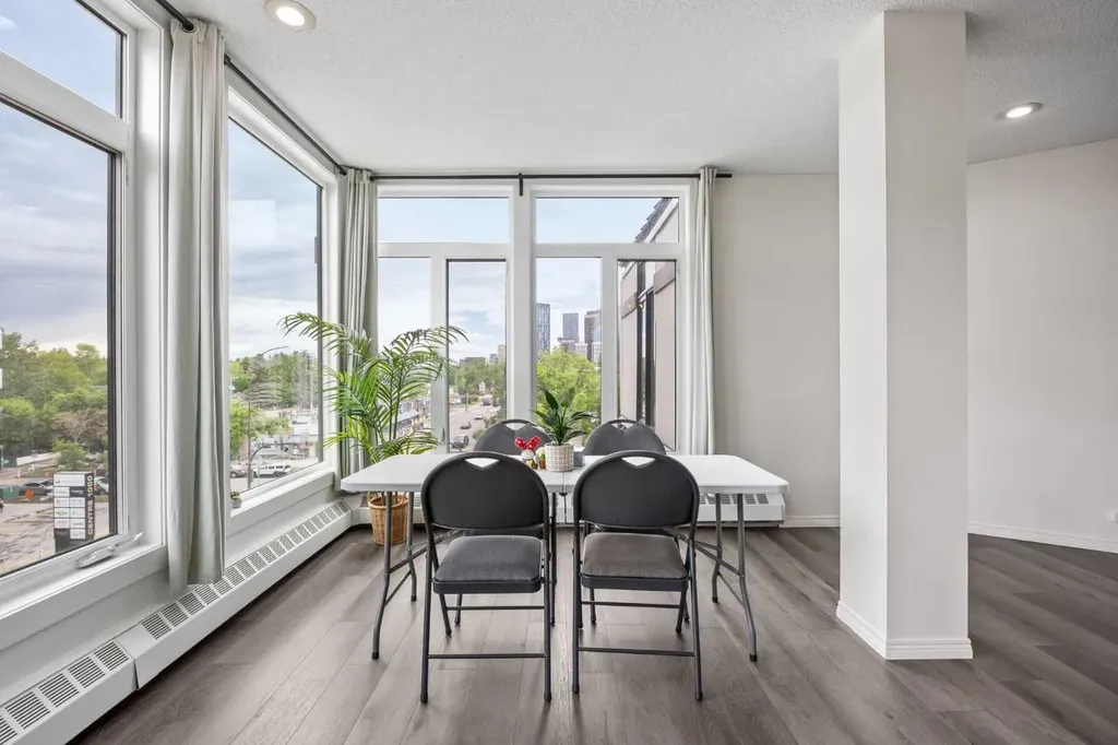 103 10 Avenue NW Calgary AB T2M 0B4