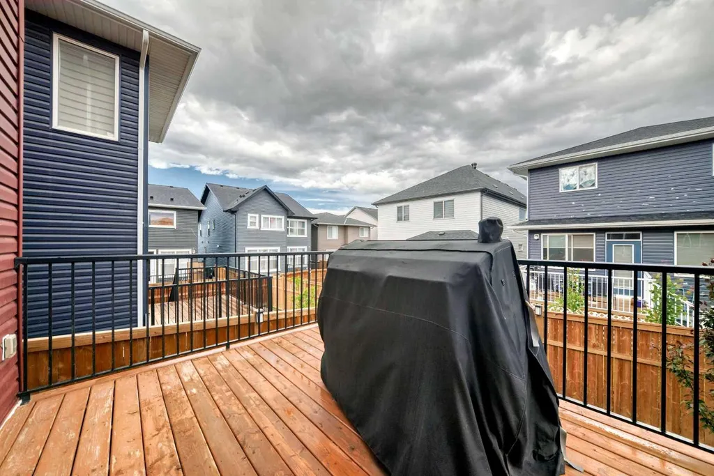 118 Ambleside Heath NW Calgary AB T3P1S4