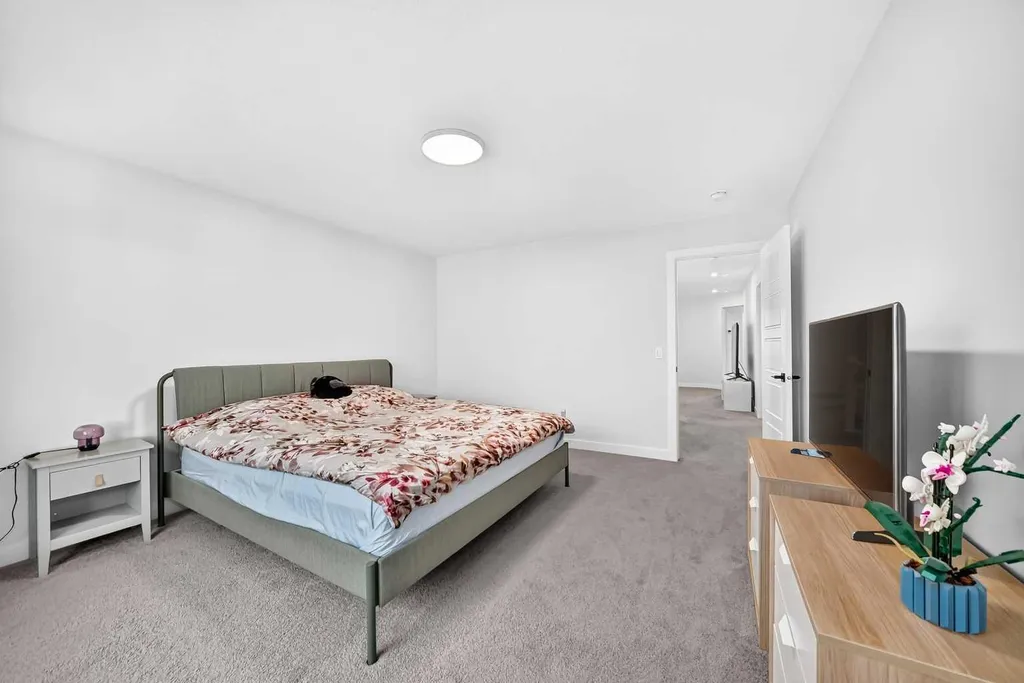 118 Ambleside Heath NW Calgary AB T3P1S4