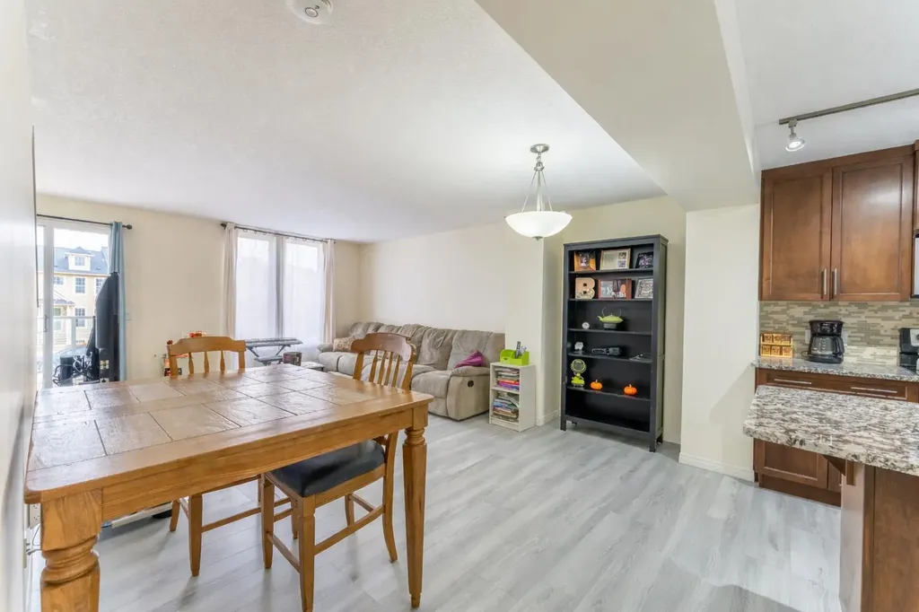 37 Auburn Bay Link SE Calgary AB T3M 0Y5