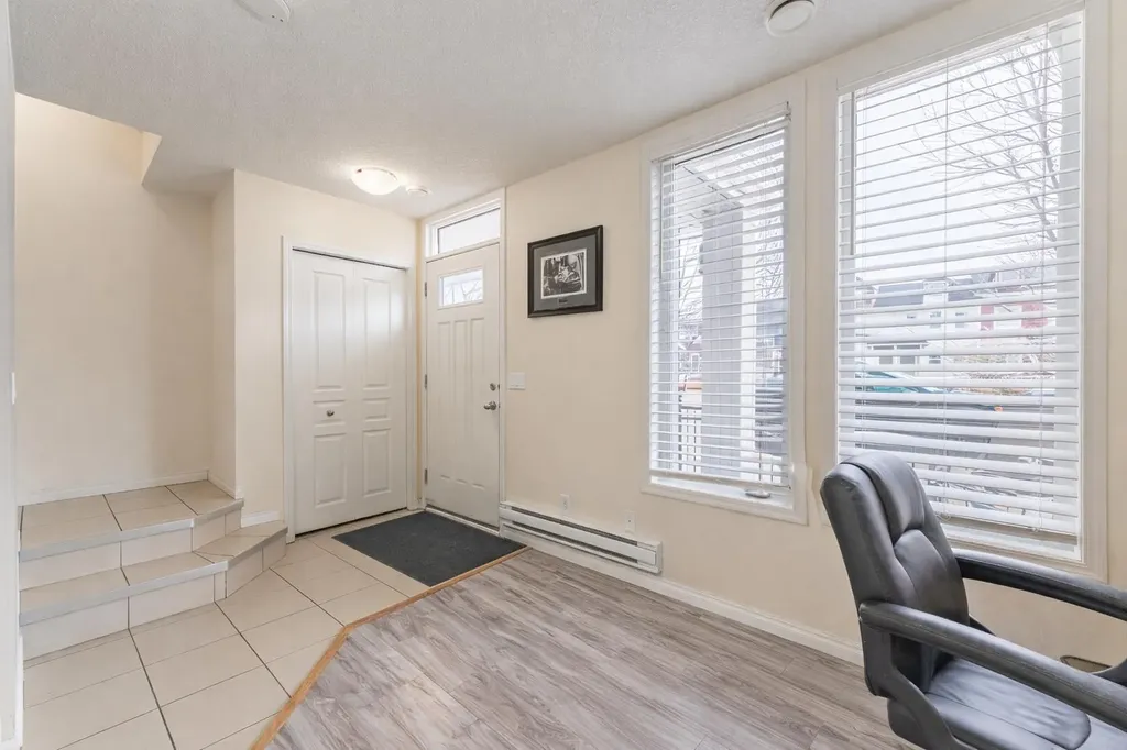 37 Auburn Bay Link SE Calgary AB T3M 0Y5